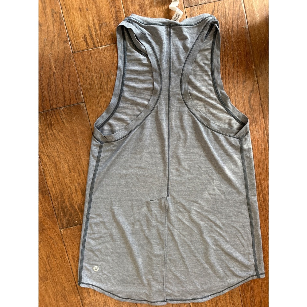 Lululemon Swiftly Tech High Neck Tank Top 2.0 Heathered Grey Size 2 Sleeveless - Picture 2 of 3